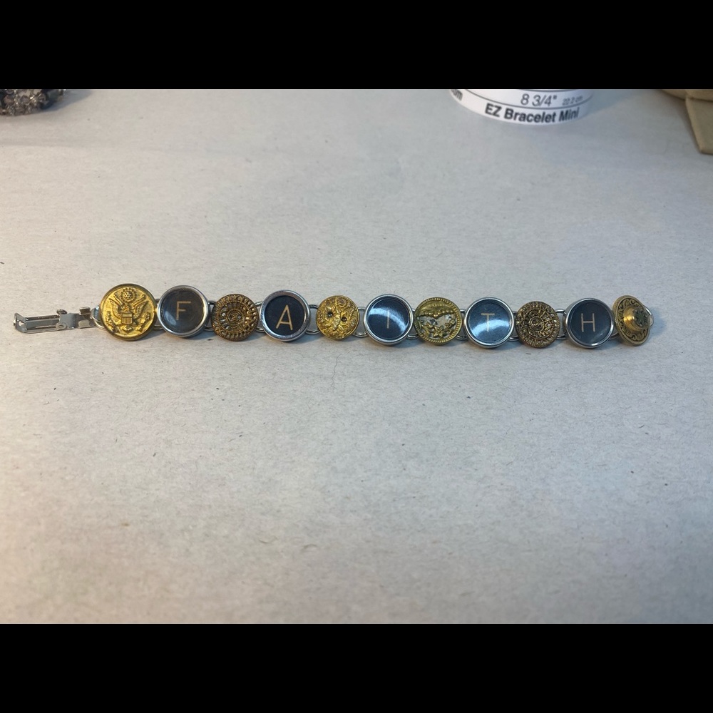 Religious faith bracelet